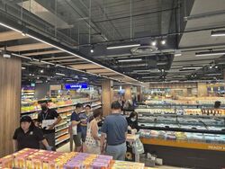 Sembawang Shopping Centre (D27), Retail #497435851